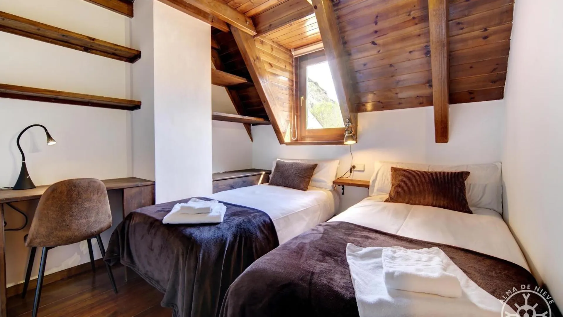 Casa Ticolet De Alma De Nieve Villa Garos Spain