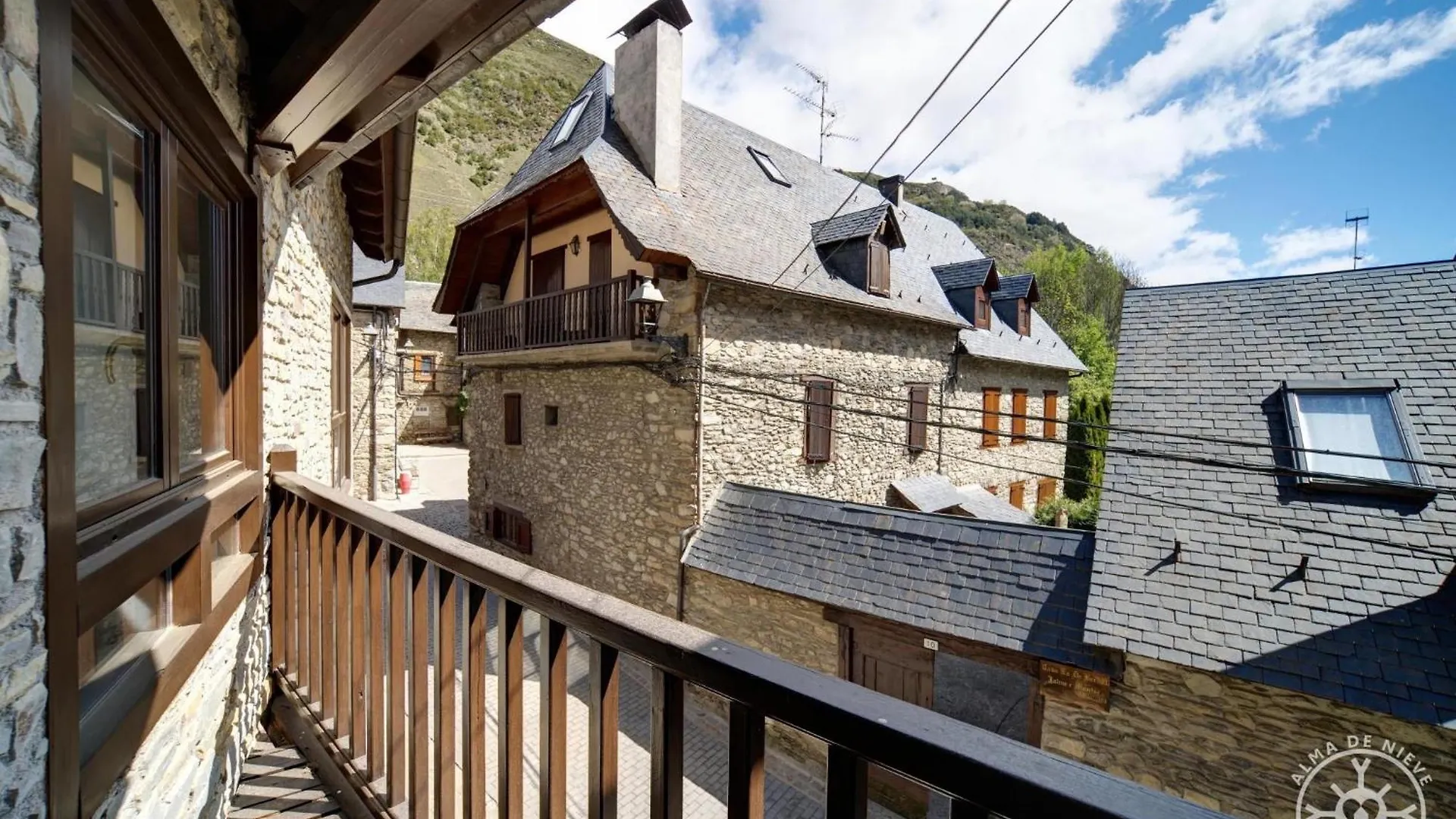 Casa Ticolet De Alma De Nieve Villa Garos Holiday home